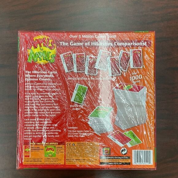 NWT Apples to Apple Party Box Game - Picture 2 of 2